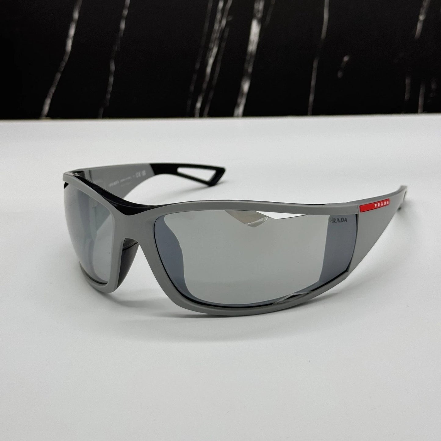 Prada PRADA- 0PRA04S 13Z05A 85