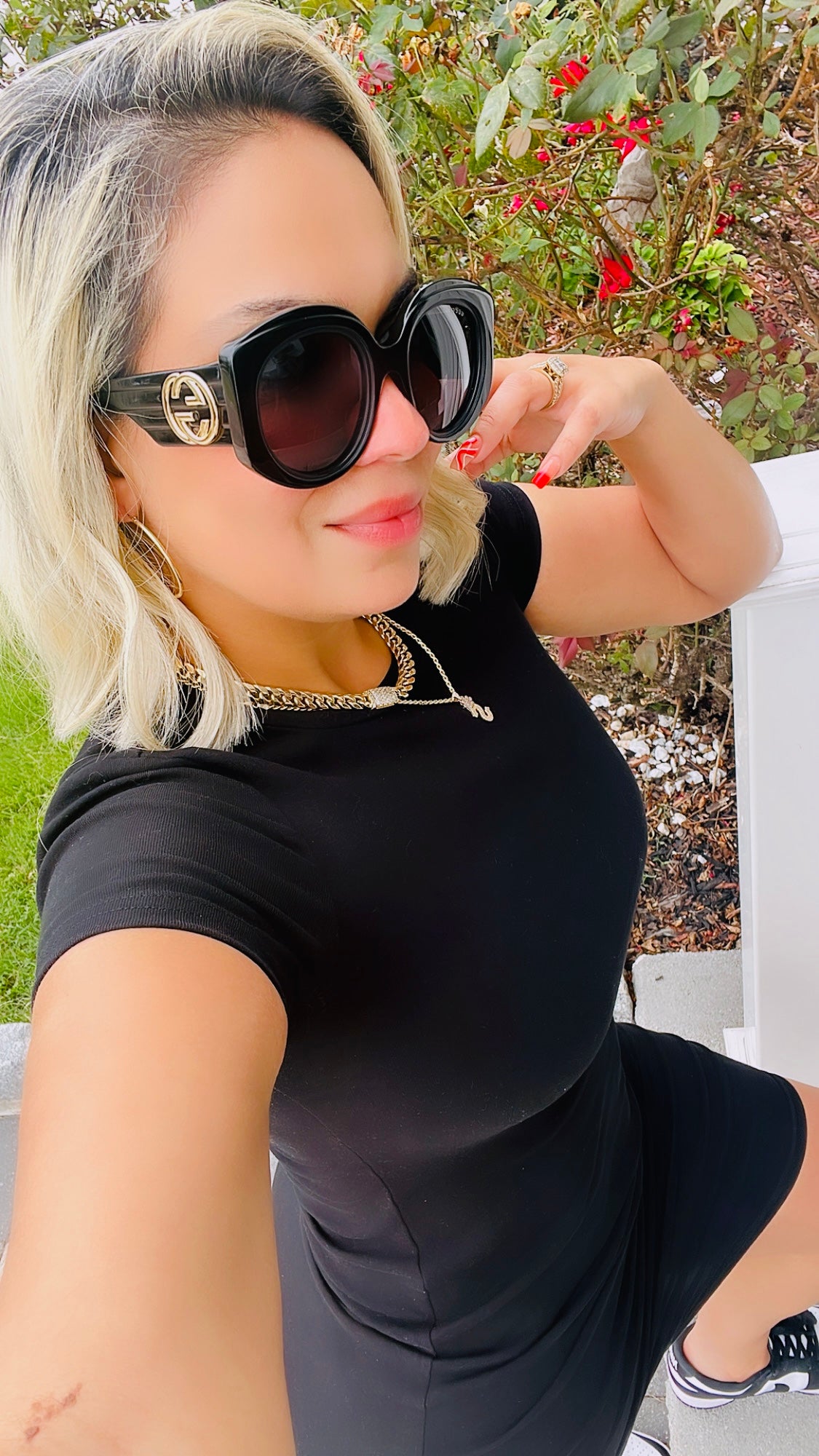 サングラス GUCCI SS25 Woman SUNGLASSES (GG1308S 001 BLACK) Gucci GG1308S 001 Sunglasses Women's Black/Grey Round Shape