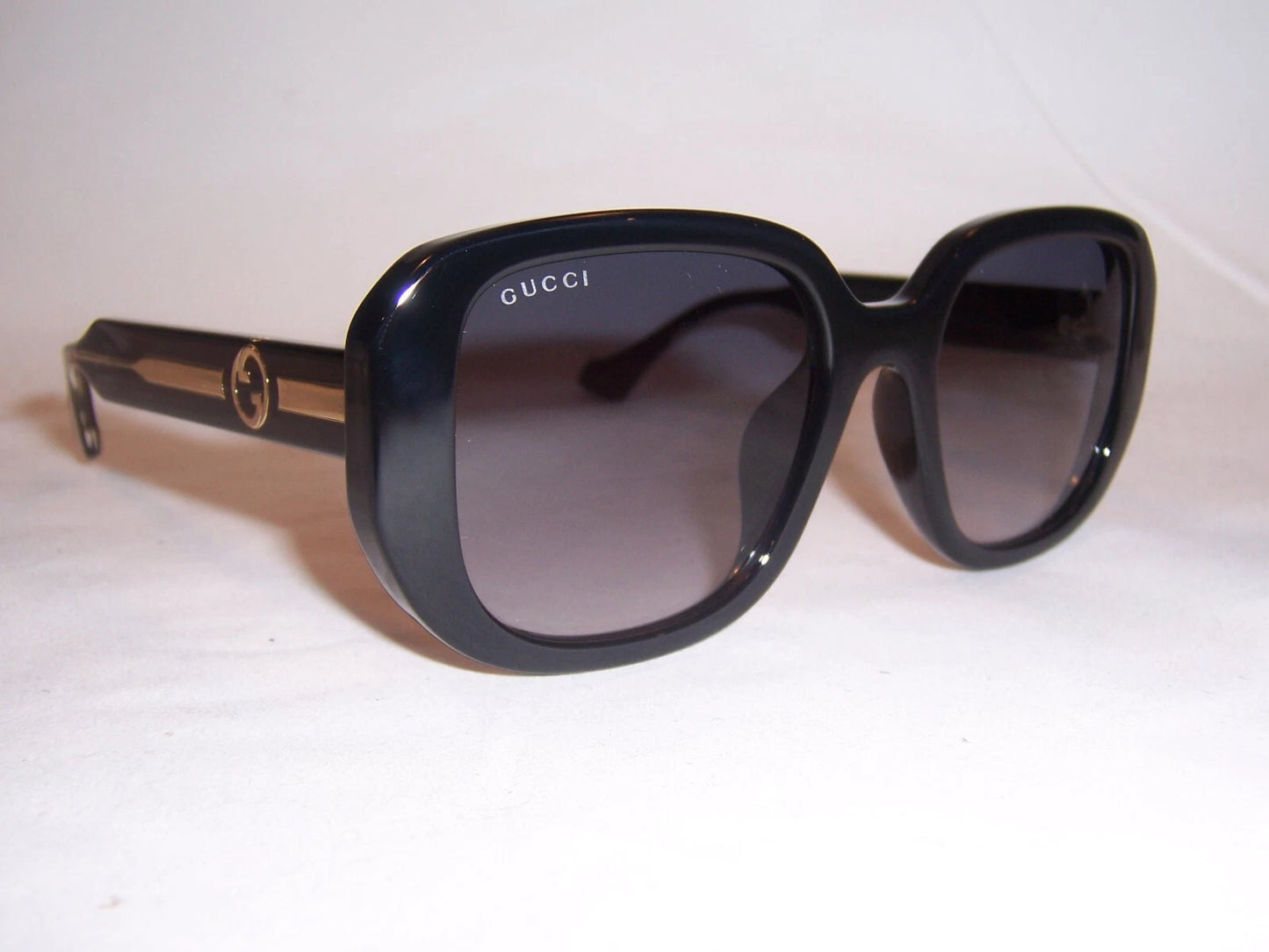 Gucci GUCCI-GG1557SK-001-54